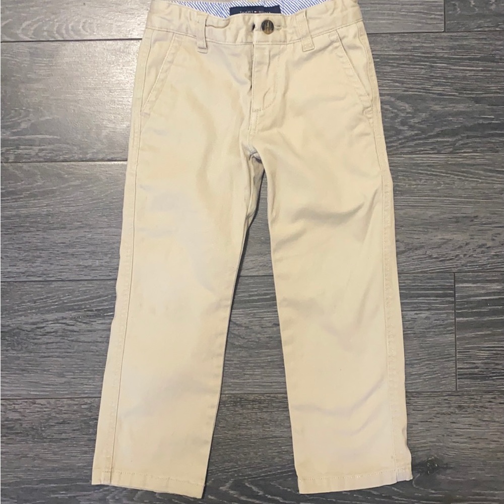 Little boys size 5 Tommy Hilfiger khaki chino pants.